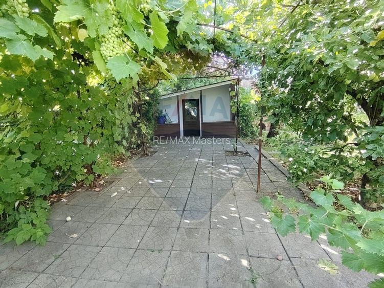 Casă / Vilă cu 8 camere de vânzare în zona Central - 47