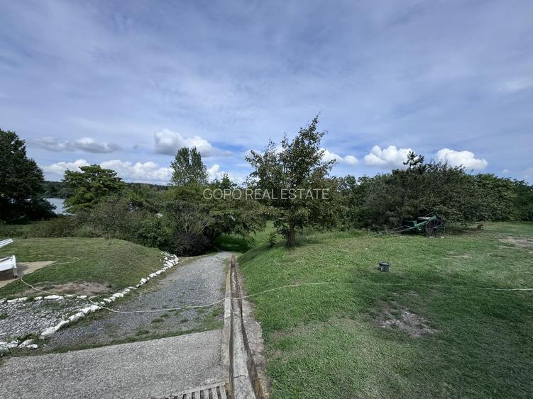 Hotel 20 camere Delta Dunarii 100 m deschidere teren 12000 mp acces auto - 54