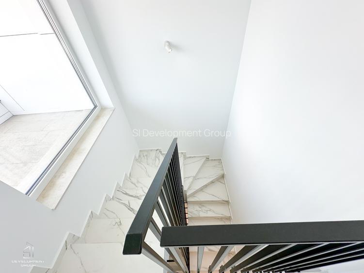 MTM VIllas - Omw Pipera |  5 dormitoare, 4 bai, 3 locuri de parcere + curte - 15