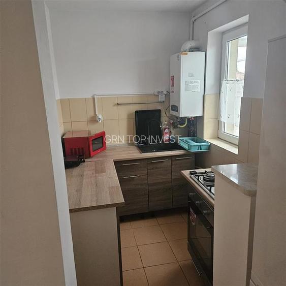 Apartament 2 camere balcon Zona Milea - 4