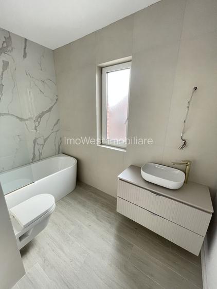 Braytim | Case insiruite | 4 camere | Strazi asfaltate | Comision 0% - 14