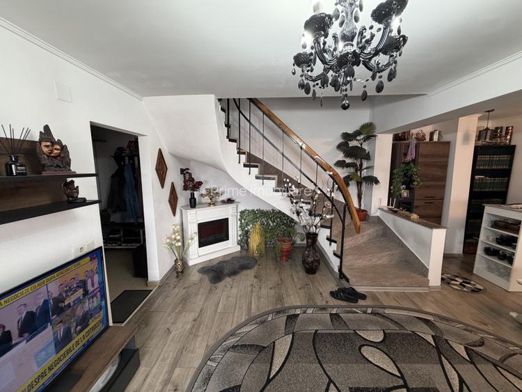 Apartament 6 camere | ETAJ 5 | ZONA STADION | 116 mp | 3 balcoane | LIFT - 11