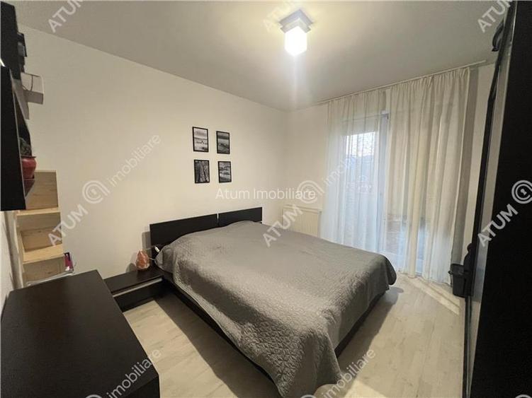 Apartament cu 3 camere 2 bai 2 balcoane etaj 2 zona Turnisor din Sibiu - 4