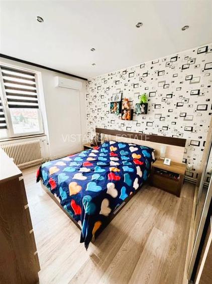 Apartament 2 camere , 2 locuri de parcare, mobilat si utilat. Zona Tractorul - 2