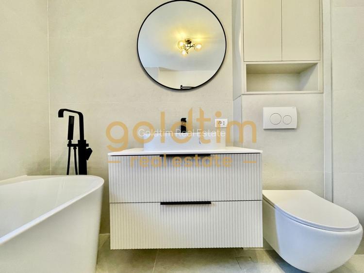 SUPERBA/SPATII DEPOZITARE/ANSAMBLU INCHIS CU PISCINA/RENOVATA - 35