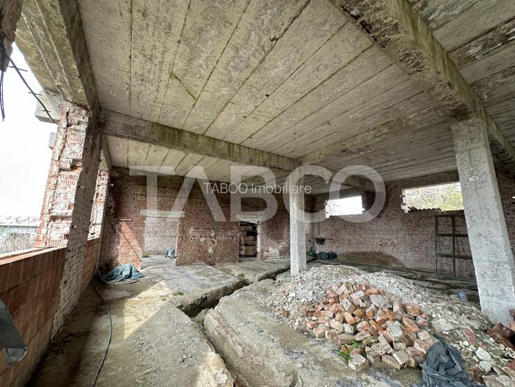 Spatiu industrial 5030 mp cu toate utilitatile acces auto Sat Sercaia - 6