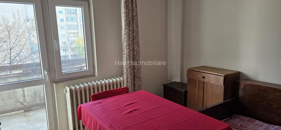 Apartament 2 camere decomandate,  etajul 2, str Aurel Vlaicu Marasti - 10