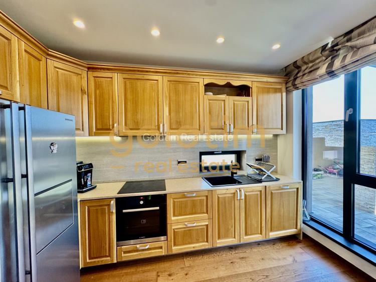 VILA DE COLT/ MOBILATA SI UTILATA/ PARCARI - 17