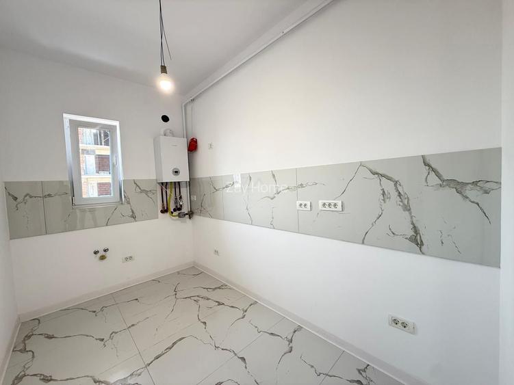 Bloc FINALIZAT la asfalt. Decomandat. - 4