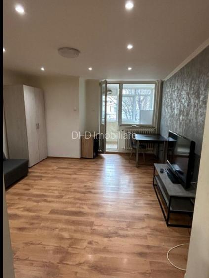Garsoniera de inchiriat Tatarasi zona Flora 320 euro - 4