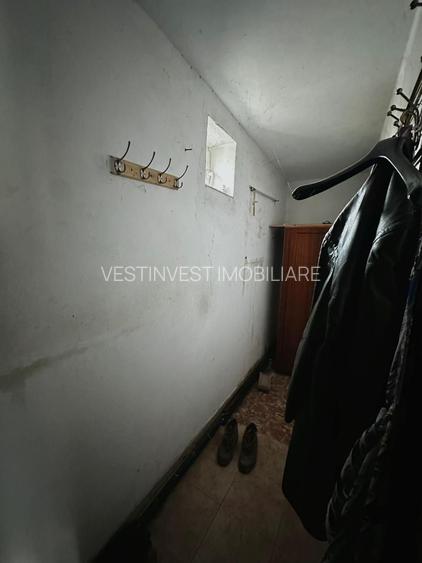 Casa cu teren de 331 mp Velenta - 9