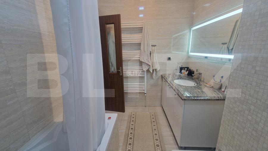 Apartament 3 camere decomandat , 2 bai ,105 mp cu balcon, Tractorul bloc nou - 9