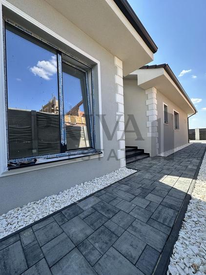 Duplex modern 3 camere, 2 bai, 100 mp, Mosnita Noua
