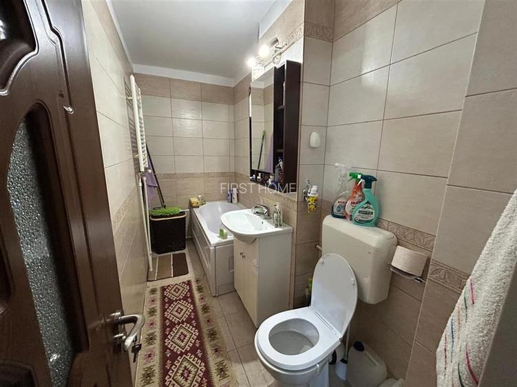 Apartament cu 2 camere de vanzare, 57mp, zona centrala, Piata Moldovei, Directia - 10