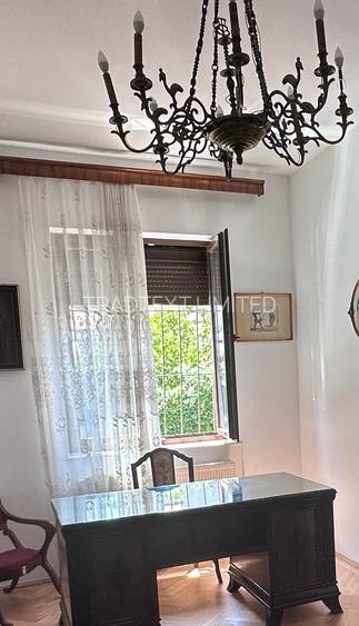 Romana.Parter din P+2,apartament 3 camere ,85 mp,garaj.Renovat - 2