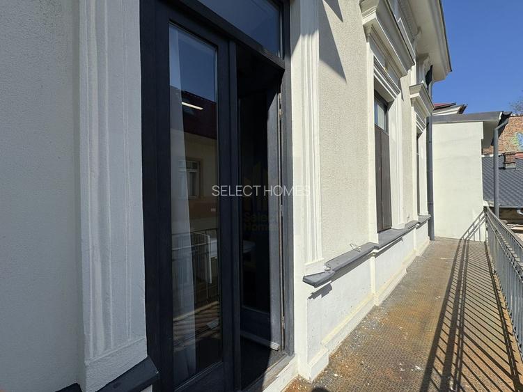 Cladire de birouri consolidata si renovata de inchiriat in *Centrul Vechi* - 18