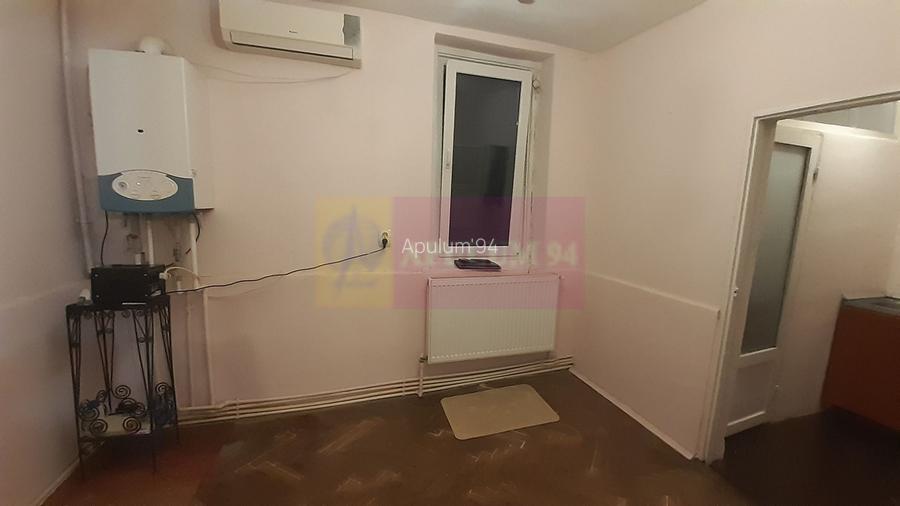 Casa în Ultracentralul Bucureștiului la preț mic (casă mică) - 7