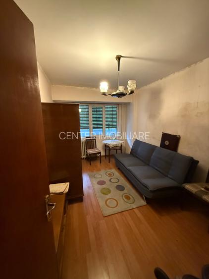 VICTORIEI,TITULESCU, ideal investiție, etaj 1/10, decomandat, bloc 1979 - 11