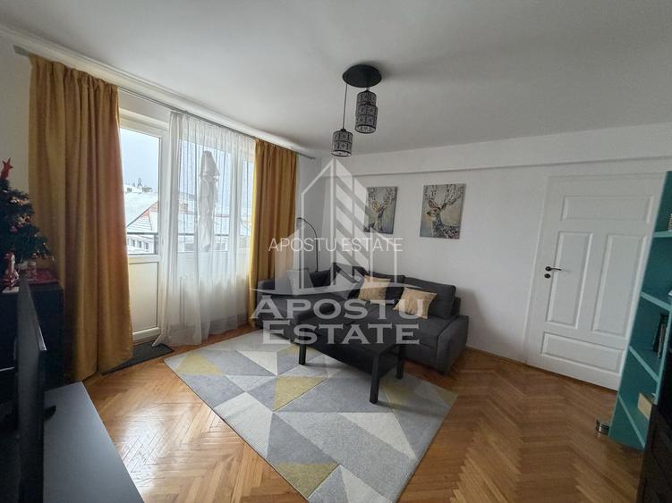 Apartament 3 camere , Centrala proprie,Ultracentral - 2