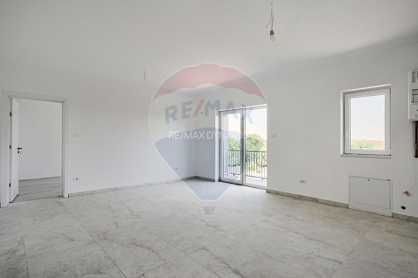 Apartament Nou 3 camere de vânzare  zona Gradiste - 3