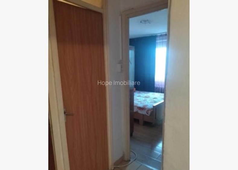 Piata Sudului metrou - 3 camere , 2 bai - 3