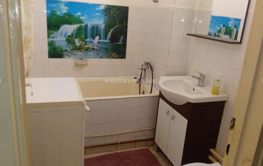 De inchiriat apartament cu 2 camere Podgoria - 12