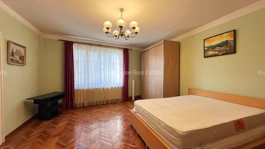 Apartament cu 3 camere in Zona Centrala - 3