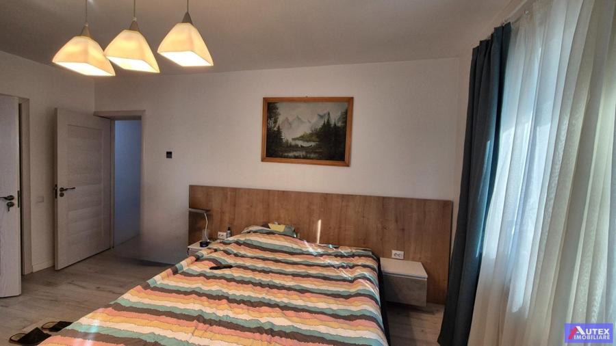 Casa Central Magurele pe Parter - 4 camere, 4 bai si teren de 580 mp