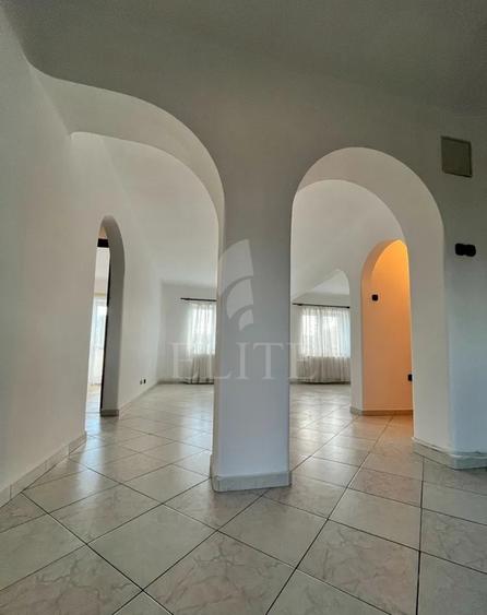 Apartament 4 camere în zona GRADINA BOTANICA