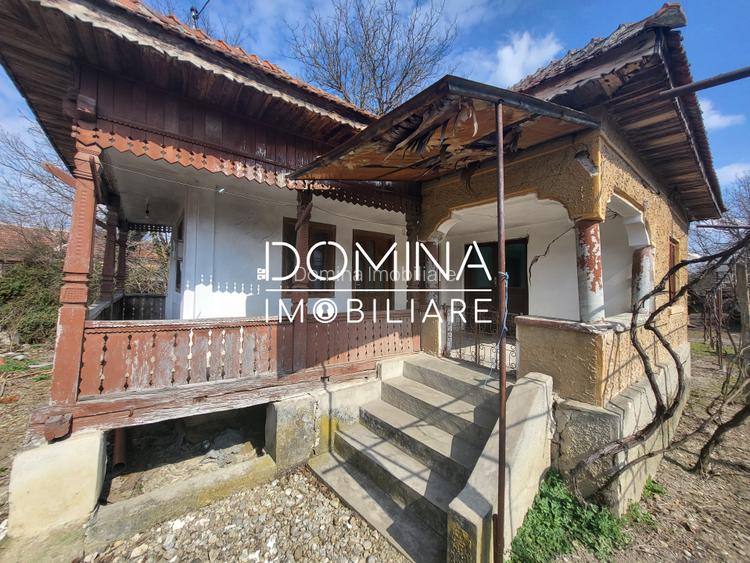 Vânzare casă și teren intravilan în comuna Arcani, sat Câmpofeni - 9