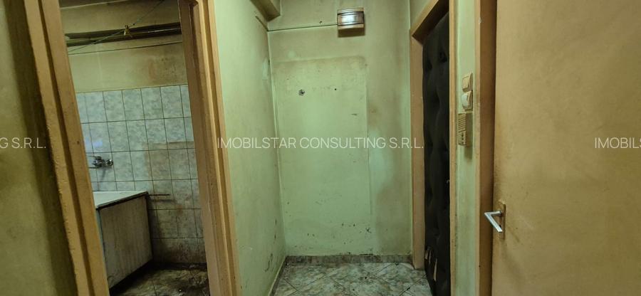 De vanzare apartament 2 camere -Aleea Carpati - 5