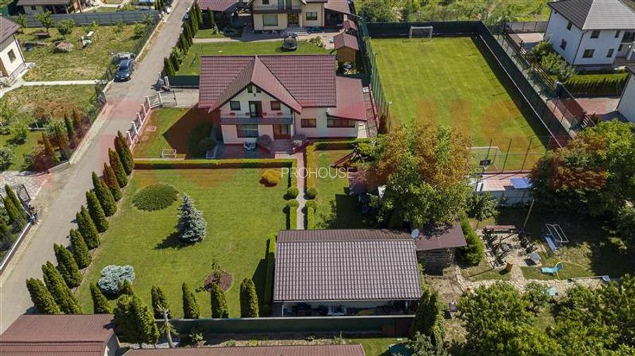 Domeniu superb - vila S+P+M si teren - 14