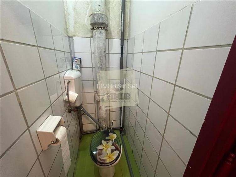 Apartament cu 4 camere 2 bai si balcon in zona Ultracentrala - 13