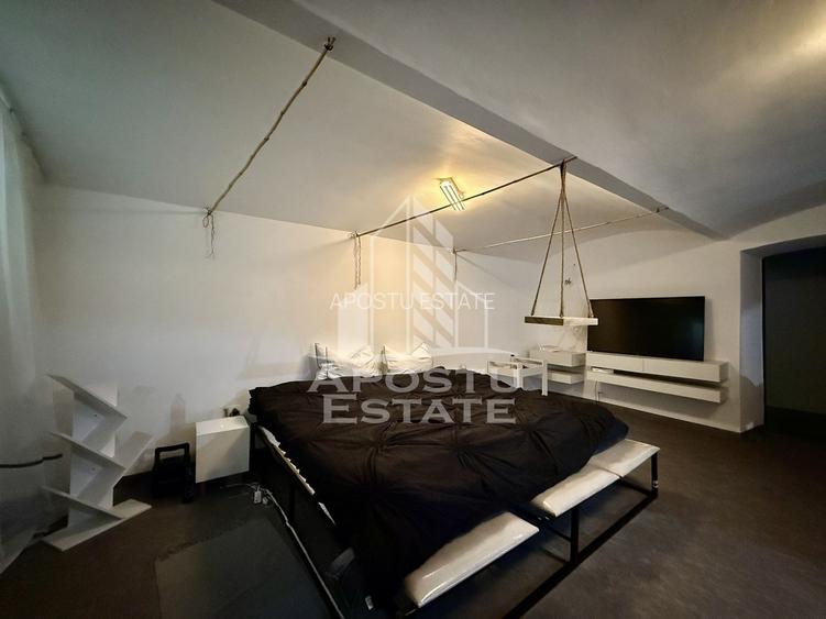 Apartament renovat cu o camera si curte, 2 bai, 50 mp, Piata Romanilor - 2