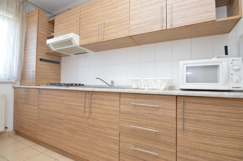 INCHIRIERE GARSONIERA  VITAN – RIN GRAND HOTEL - 11