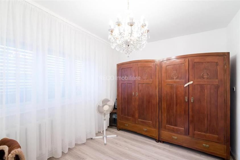 RECO Casa  cu 4 camere la 5 minute de centru (Olosig) -Oradea-curte si acces aut - 10