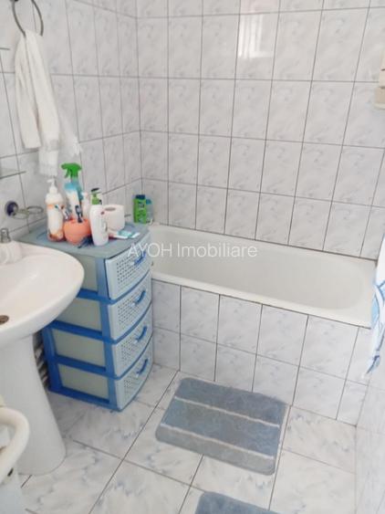 PALAZU MARE CASA CU TEREN 1400 MP DESCHIDERE 12ML PRET 240.000 EURO - 8
