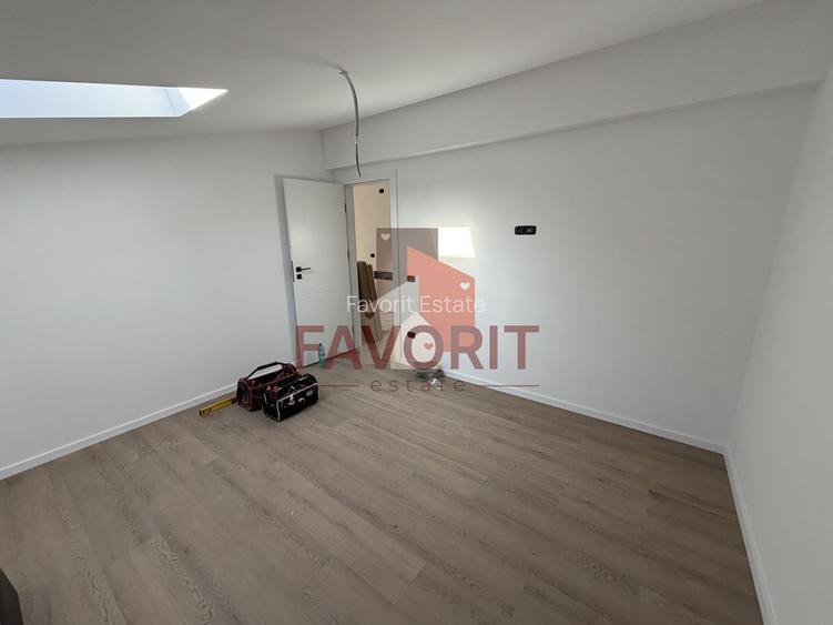 Comision 0%. Etaj 2. Apartament pe 2 nivele. 2 locuri de parcare - 15