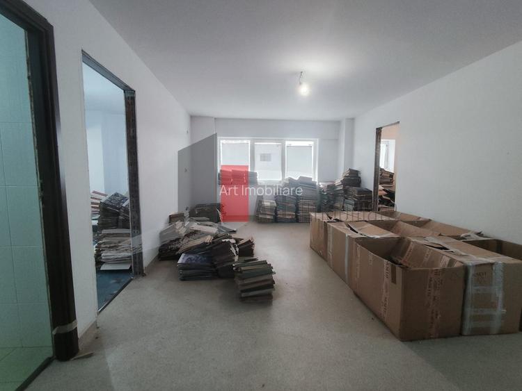 Apartament cu 3 camere de vanzare in Confort City - 2