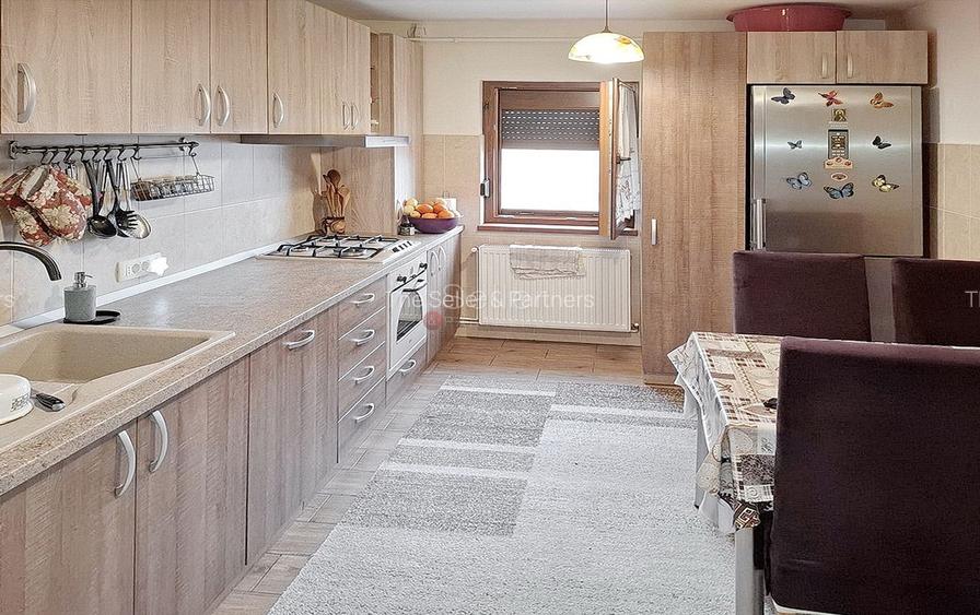 Structura decomandata, apartament mobilat si utilat - 5