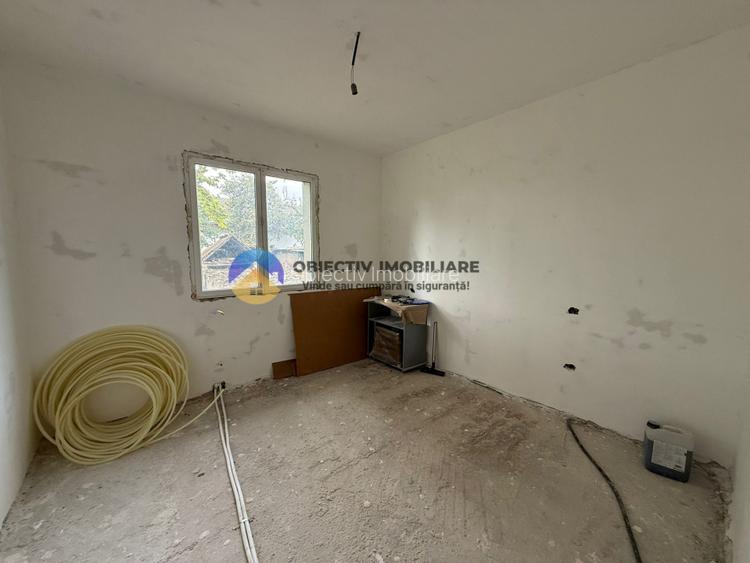 Casa+ teren de vanzare REDIU  - 20