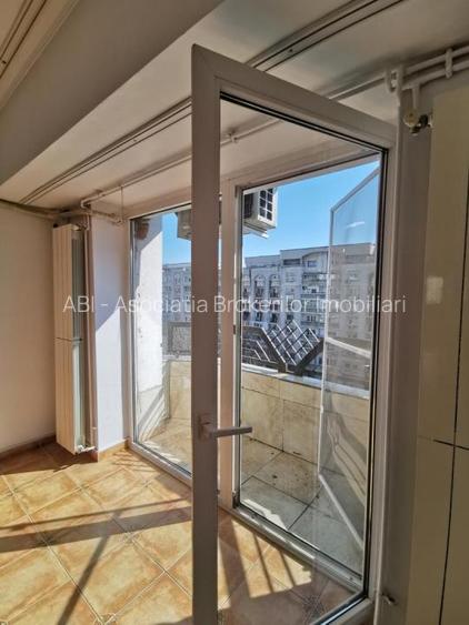 Bd. Decebal - Apartament 4 camere dec 1990 - 10