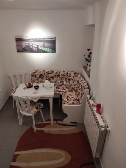 De vanzare casa individuala , zona linistita - 4