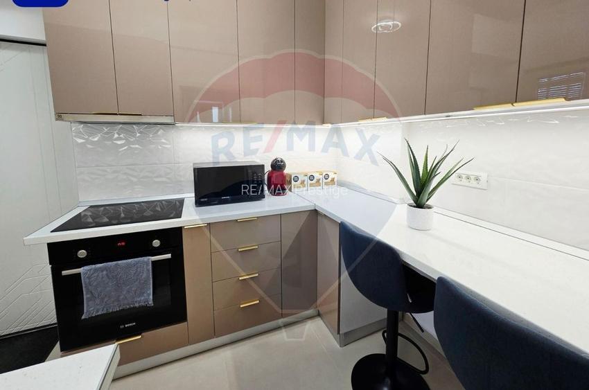 Apartament 4 camere de închiriat – Bd. Unirii / Str. Vulturilor 25 - 6