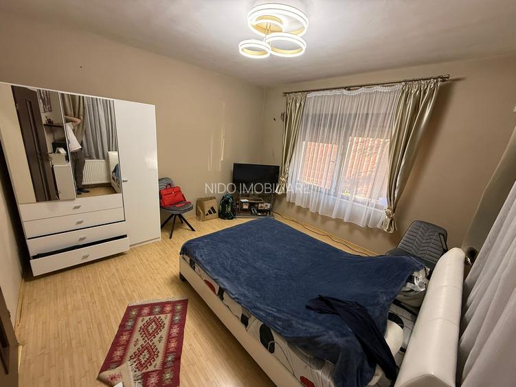 CASA INDIVIDUALA - 200 Mp. Utili - 800 Mp. Totali - Constructie 2009 - 7