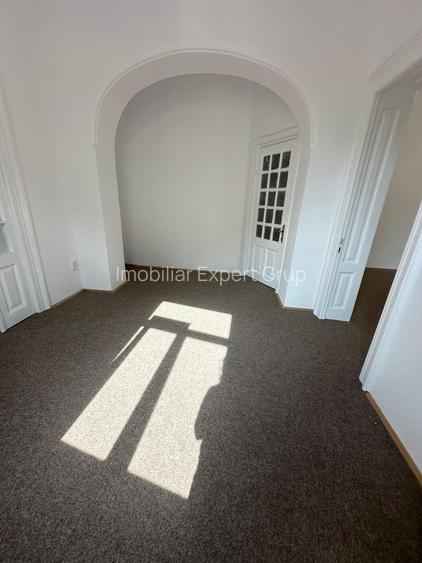 Casa D+P 120 mp curte 40 m - 2