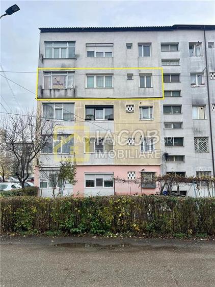 Apartament doua camere, str. Milcov, etajul 3 - 12