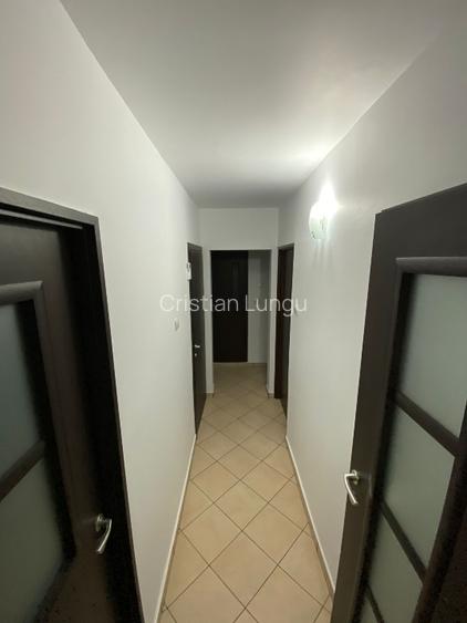 Apartament 3 camere  mobilat zona 13 Septembrie  loc parcare - 14