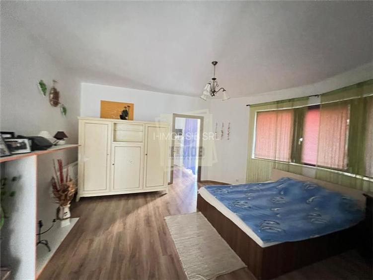 Casa  260 mpu 7 camere 5 bai filigorie teren 500 mp Selimbar - 16