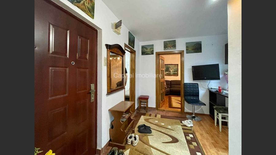 Apartament et.1 3 camere decomandat si 3 balcoane pe Timisorii - 5